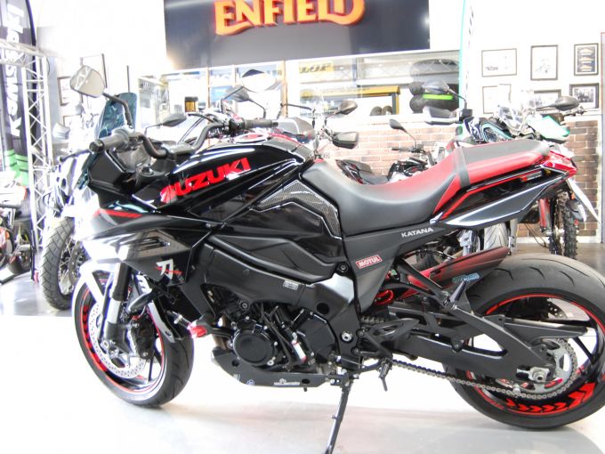 SUZUKI KATANA 1000 4