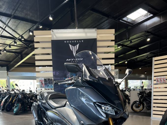 YAMAHA XP T-MAX 560 TECH MAX 4