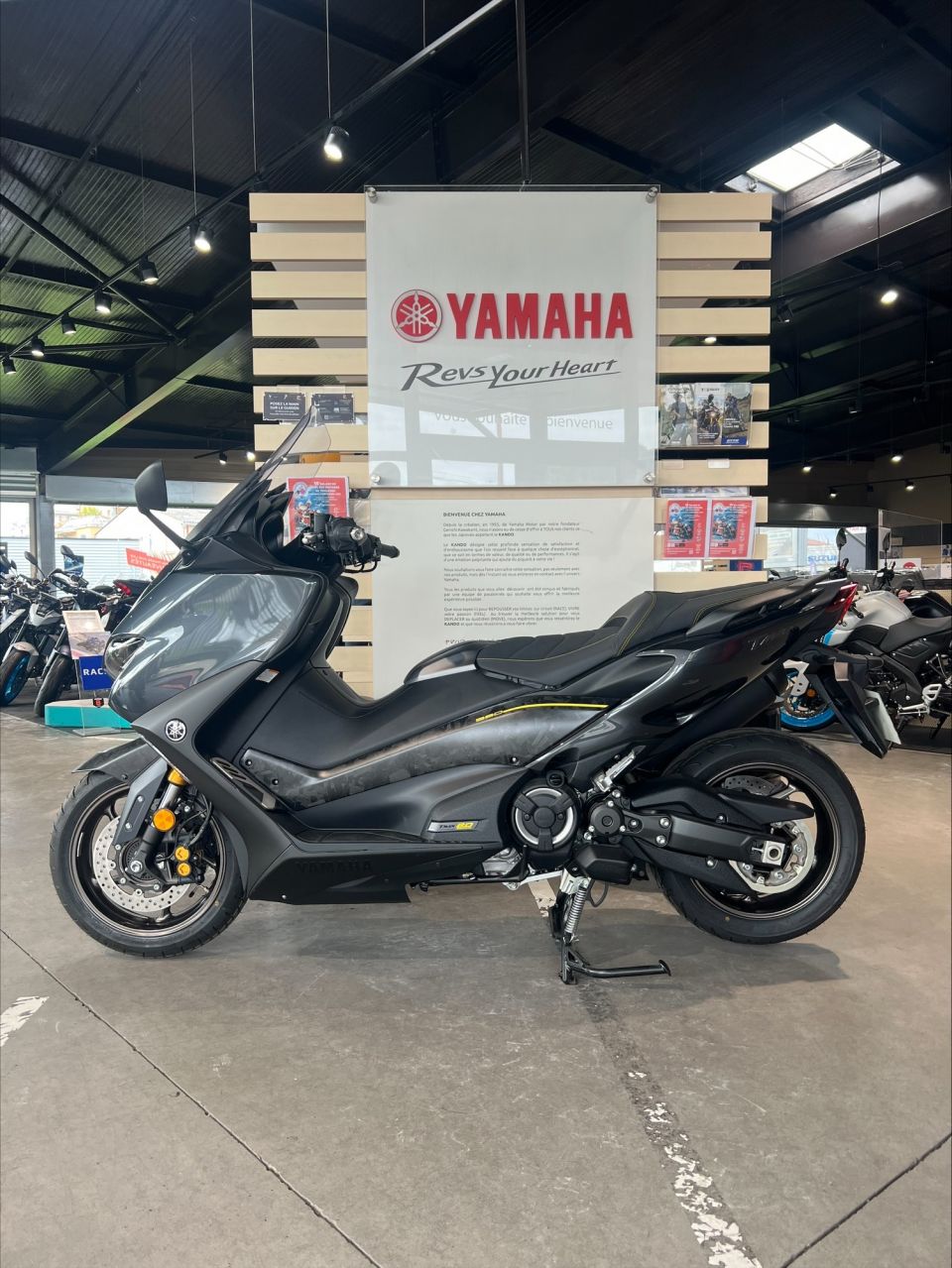 YAMAHA XP T-MAX 560 TECH MAX 4