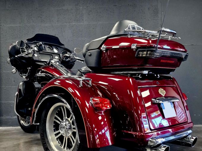 HARLEY-DAVIDSON TRIKE TRI GLIDE 1690 ULTRA 4