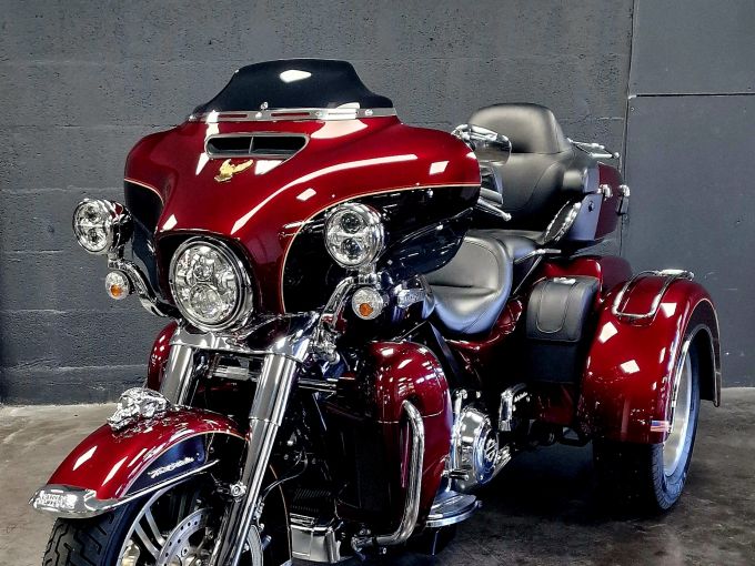 HARLEY-DAVIDSON TRIKE TRI GLIDE 1690 ULTRA 4