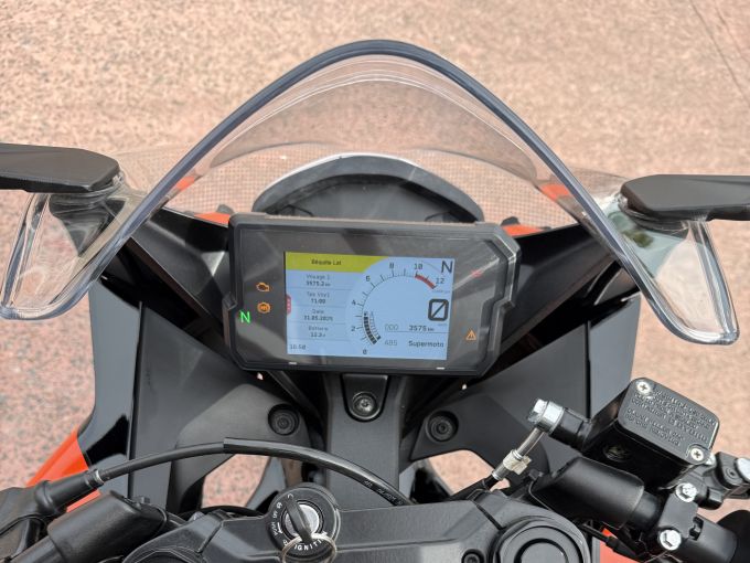 KTM RC 125 ABS 4