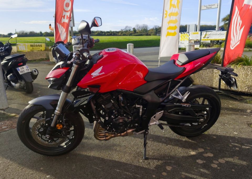 HONDA CB1000 Hornet 4