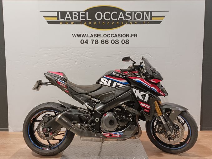 SUZUKI GSX-S 1000 4