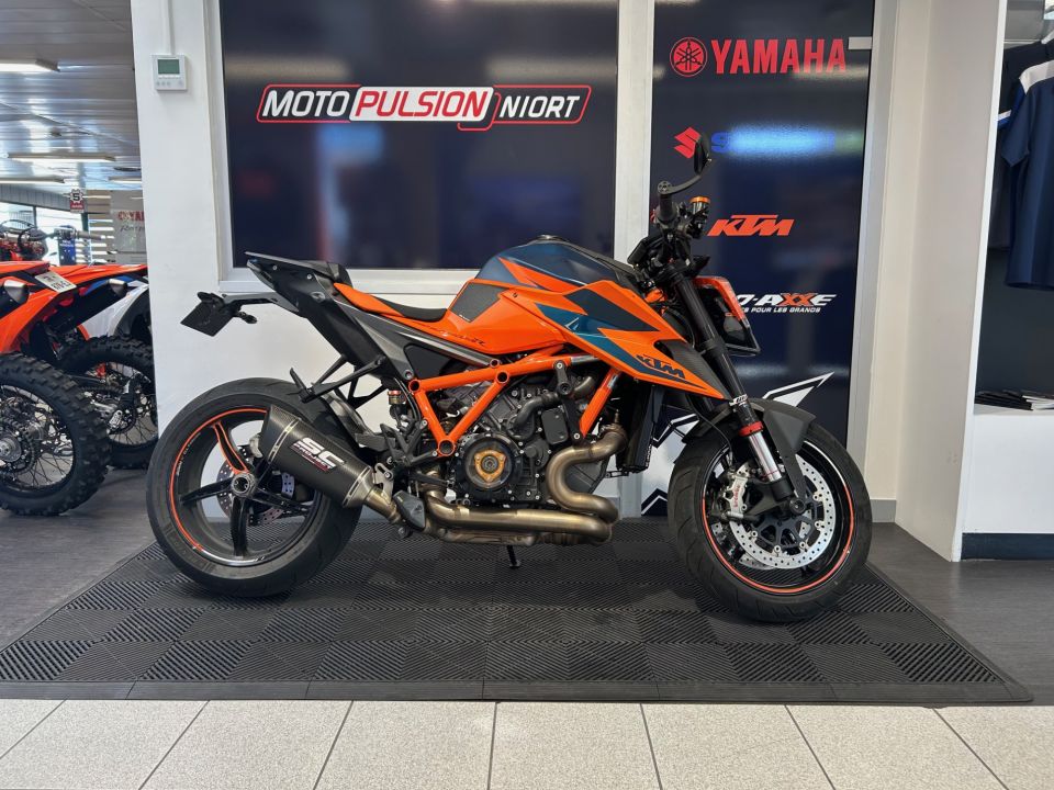 KTM 1290 SUPER DUKE R 4