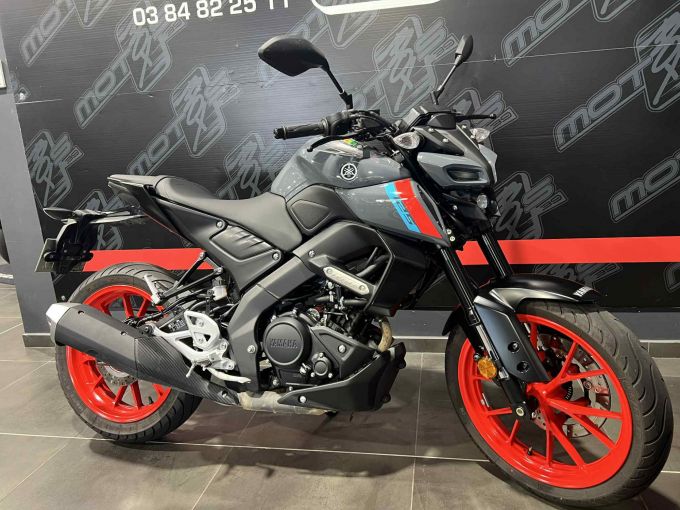 YAMAHA MT-125 ABS 4