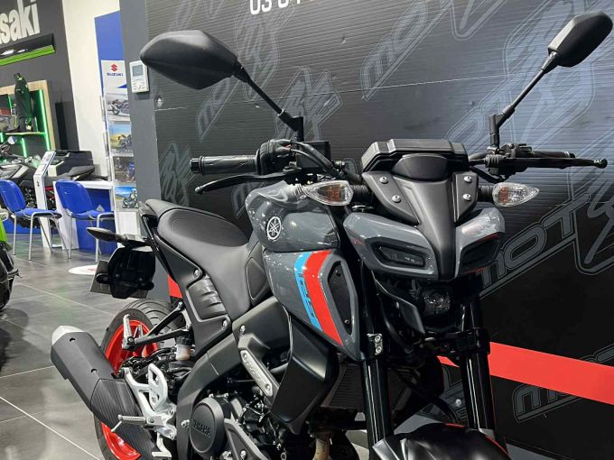 YAMAHA MT-125 ABS 4