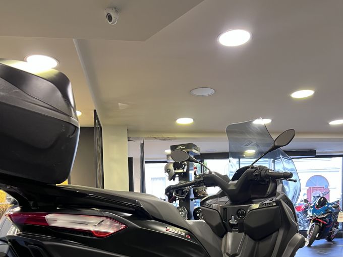 PIAGGIO MP3 400 HPE SPORT ABS ASR 4