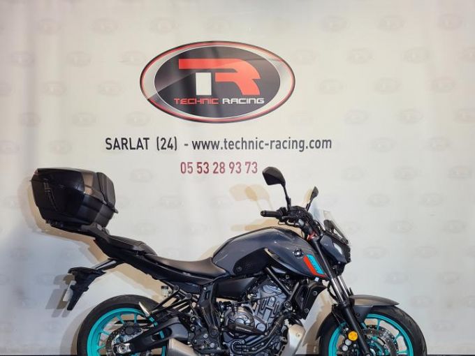 YAMAHA MT-07 (47.5CV) 4