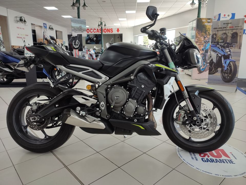 TRIUMPH STREET TRIPLE 765 RS 4