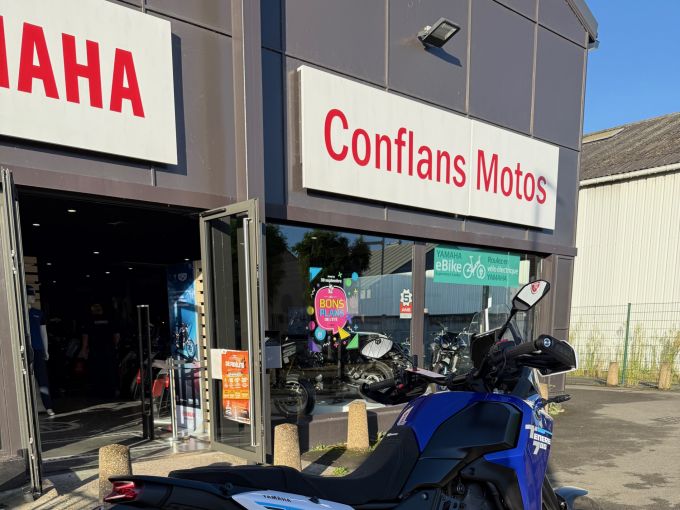 YAMAHA XTZ TENERE 700 4