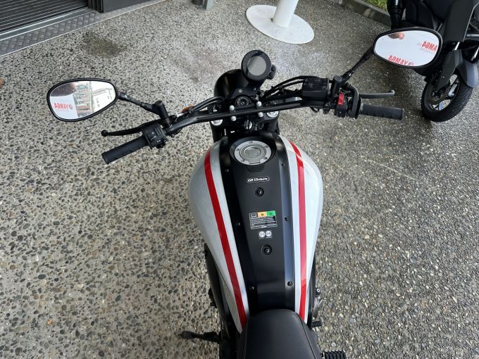 YAMAHA XSR 700 35KW 4