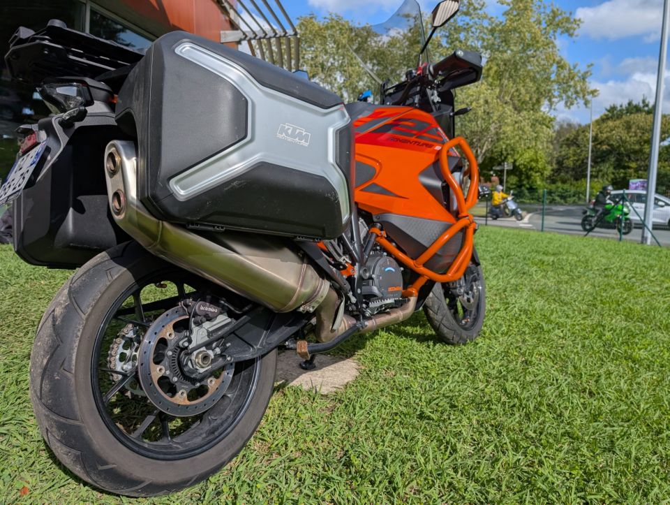 KTM 1290 SUPER ADVENTURE S 4