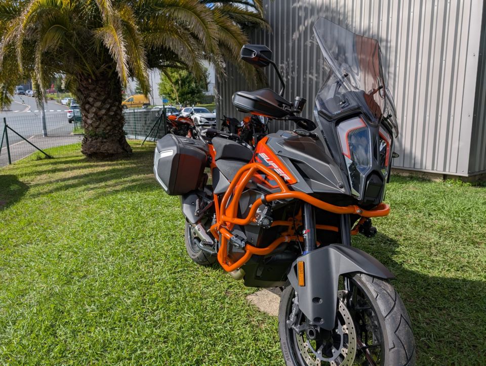 KTM 1290 SUPER ADVENTURE S 4