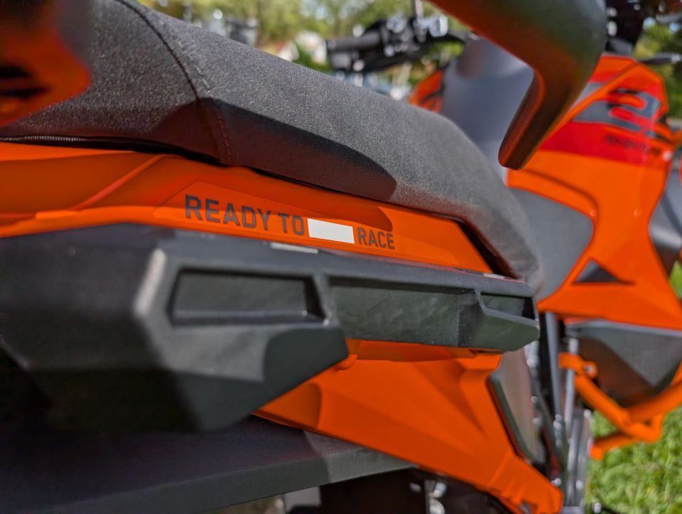 KTM 1290 SUPER ADVENTURE S 4