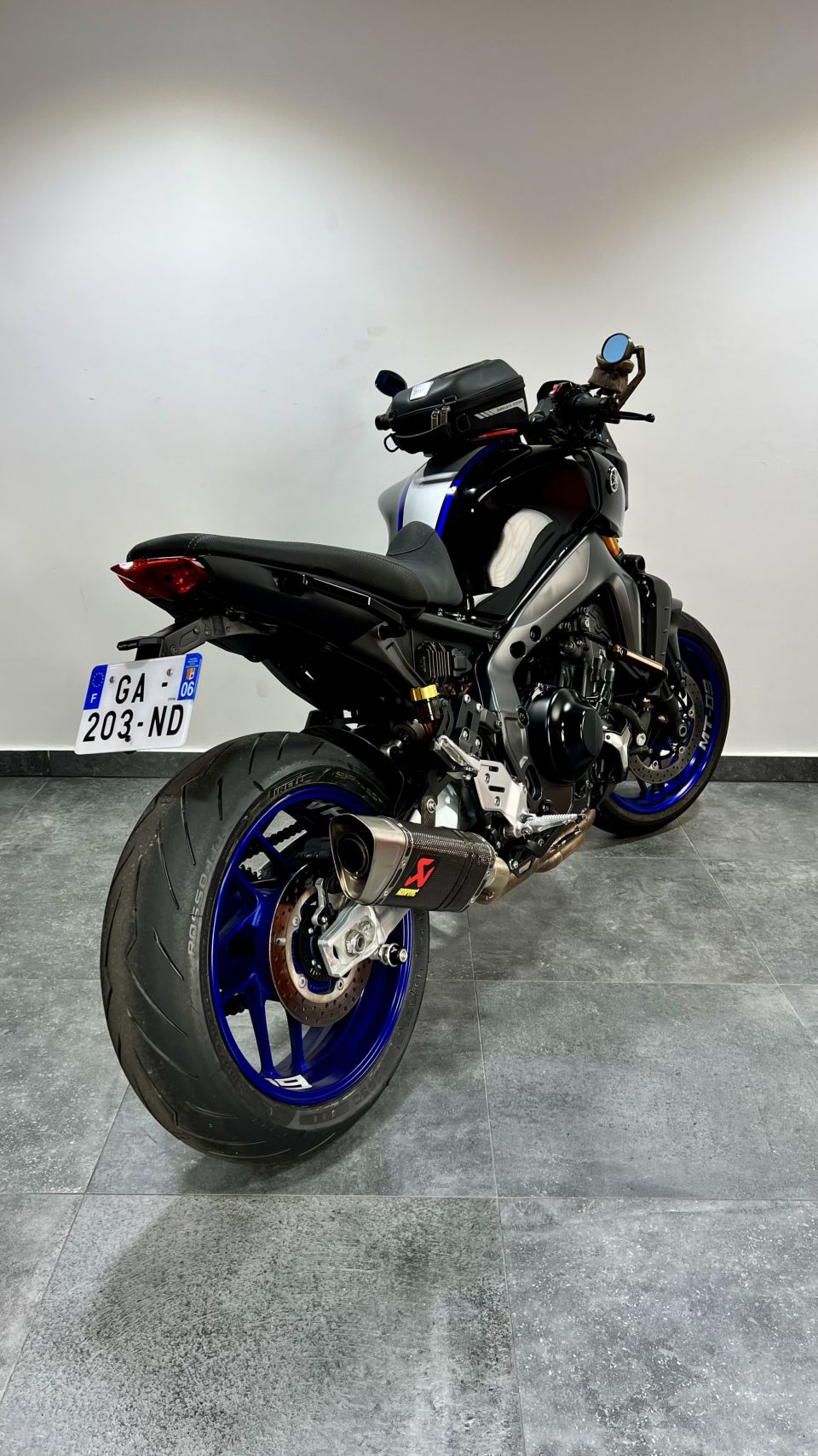 YAMAHA MT-09 SP 4