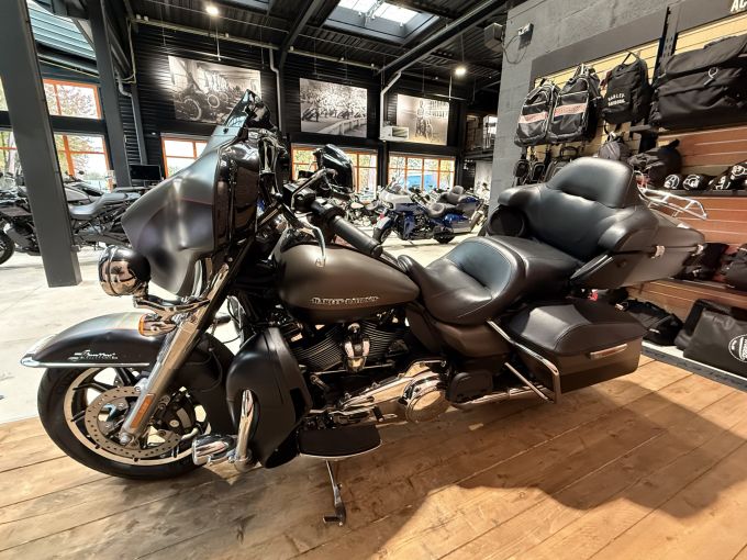 HARLEY-DAVIDSON TOURING ELECTRA GLIDE 1868 ULTRA LIMITED 4