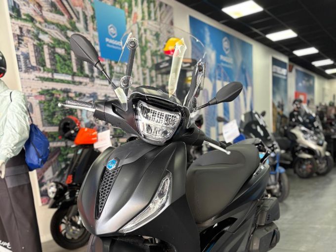 PIAGGIO BEVERLY 400 4