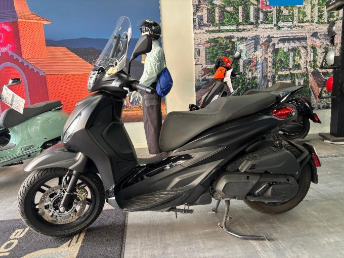 PIAGGIO BEVERLY 400 4