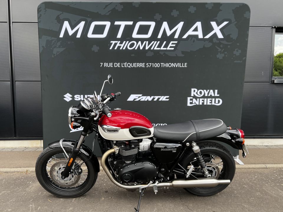 TRIUMPH BONNEVILLE T100 900 4