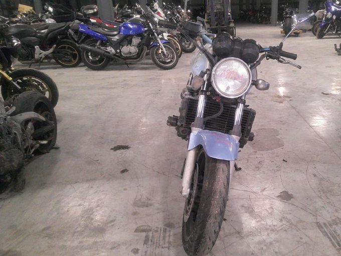 HONDA CBF 600 S 4