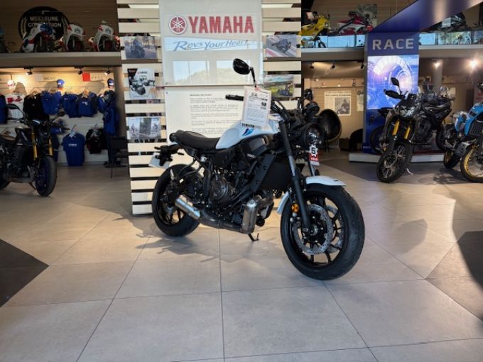 YAMAHA DESTOCKAGE XSR 700 35KW HISTORIC WHITE 123€*/MOIS 1800€ DE REMISE !! 4