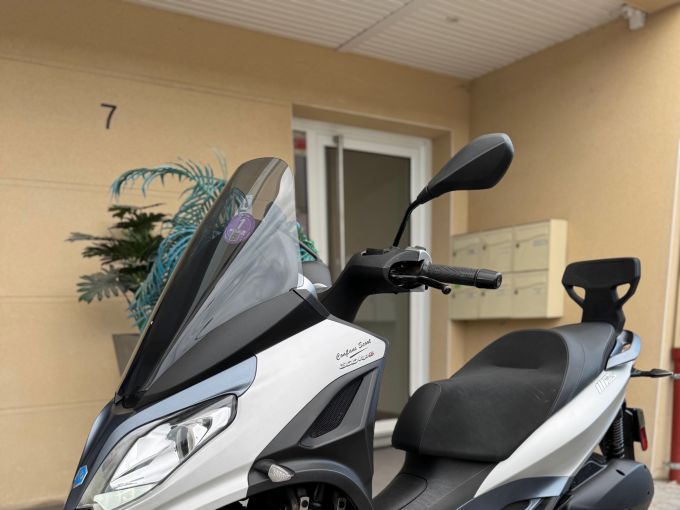 PIAGGIO MP3 300 HPE ABS ASR 4