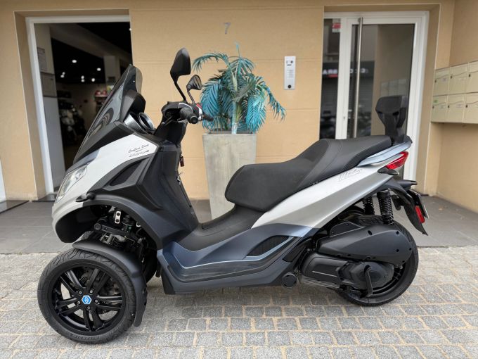 PIAGGIO MP3 300 HPE ABS ASR 4