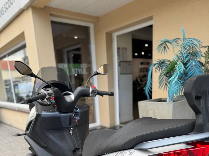 PIAGGIO MP3 300 HPE ABS ASR 4