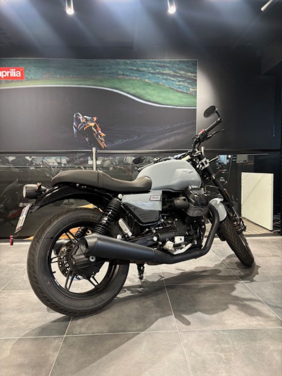 MOTO GUZZI MOTO GUZZI V7 SPORT 4