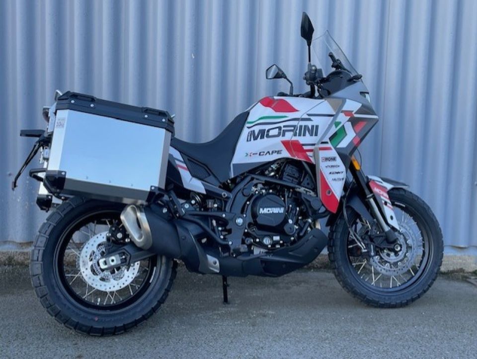 MOTO MORINI X-cape 650 4