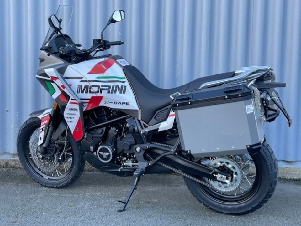 MOTO MORINI X-cape 650 4