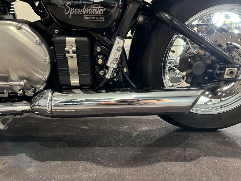TRIUMPH SPEEDMASTER 1200 4