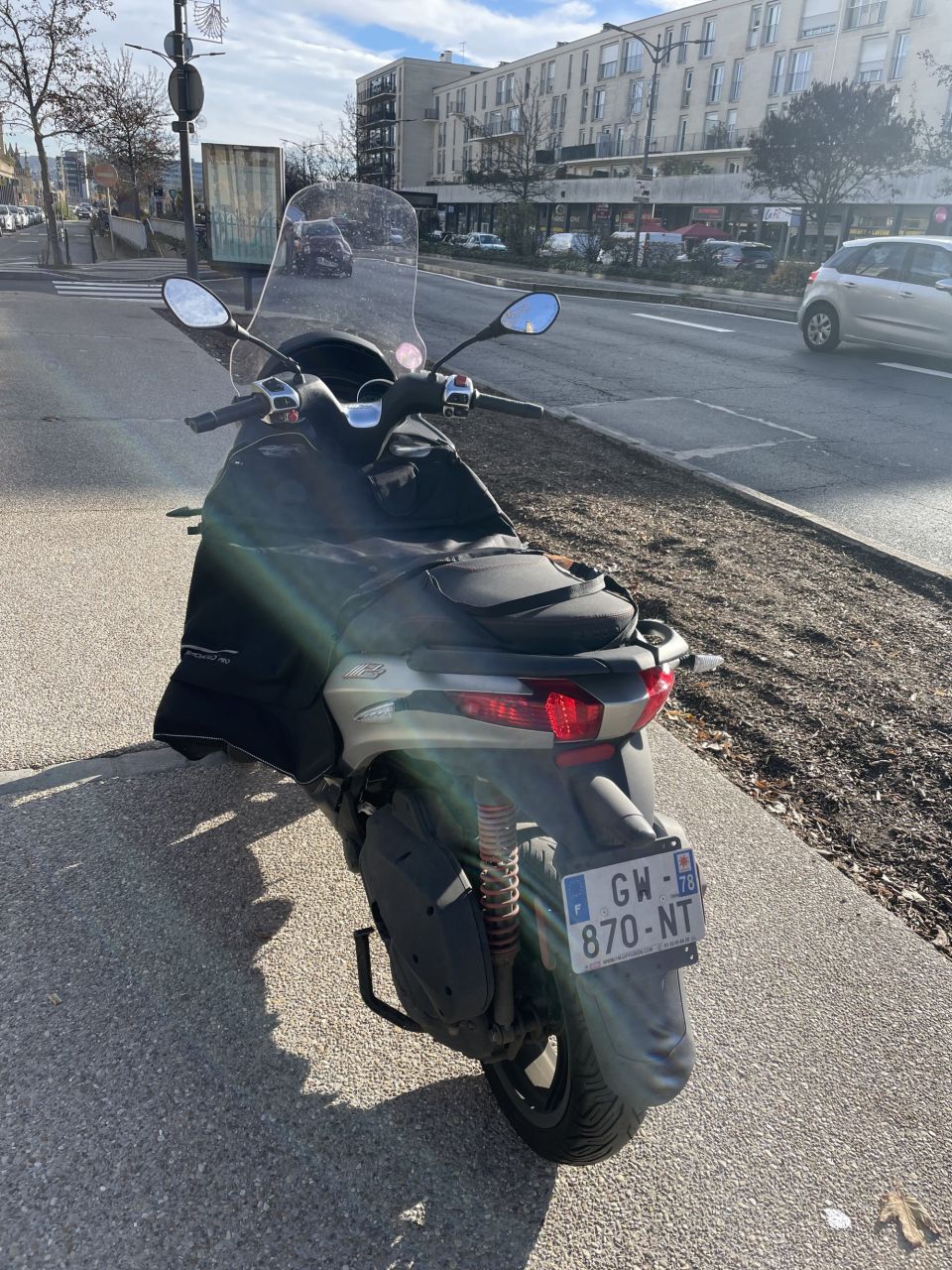 PIAGGIO MP3 300LT BUSINESS 4