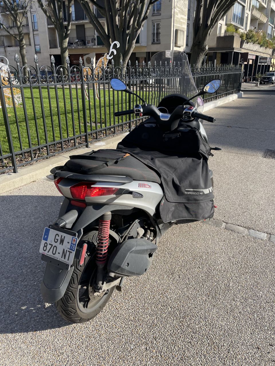 PIAGGIO MP3 300LT BUSINESS 4