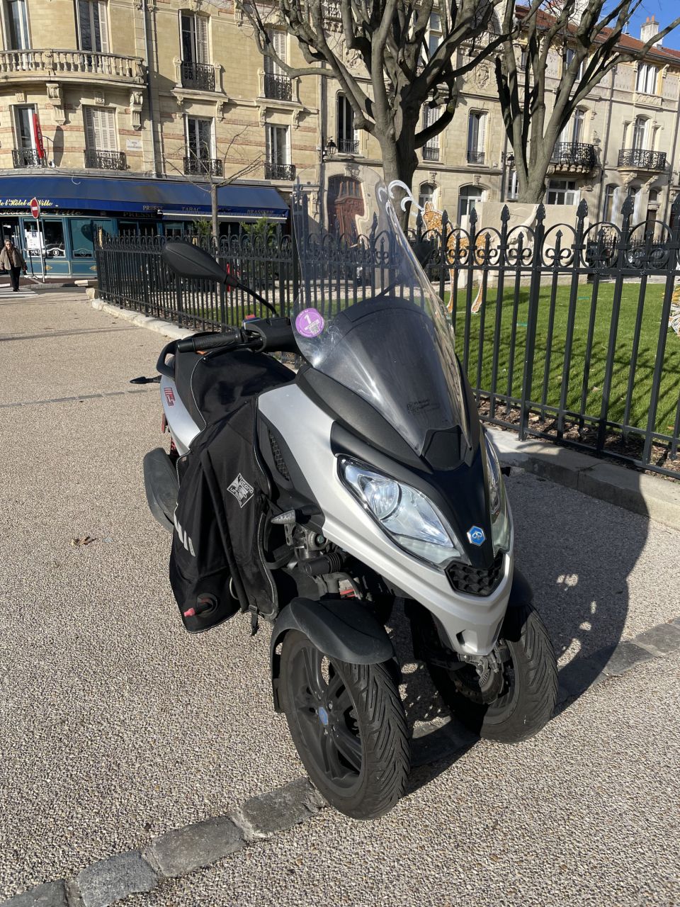 PIAGGIO MP3 300LT BUSINESS 4