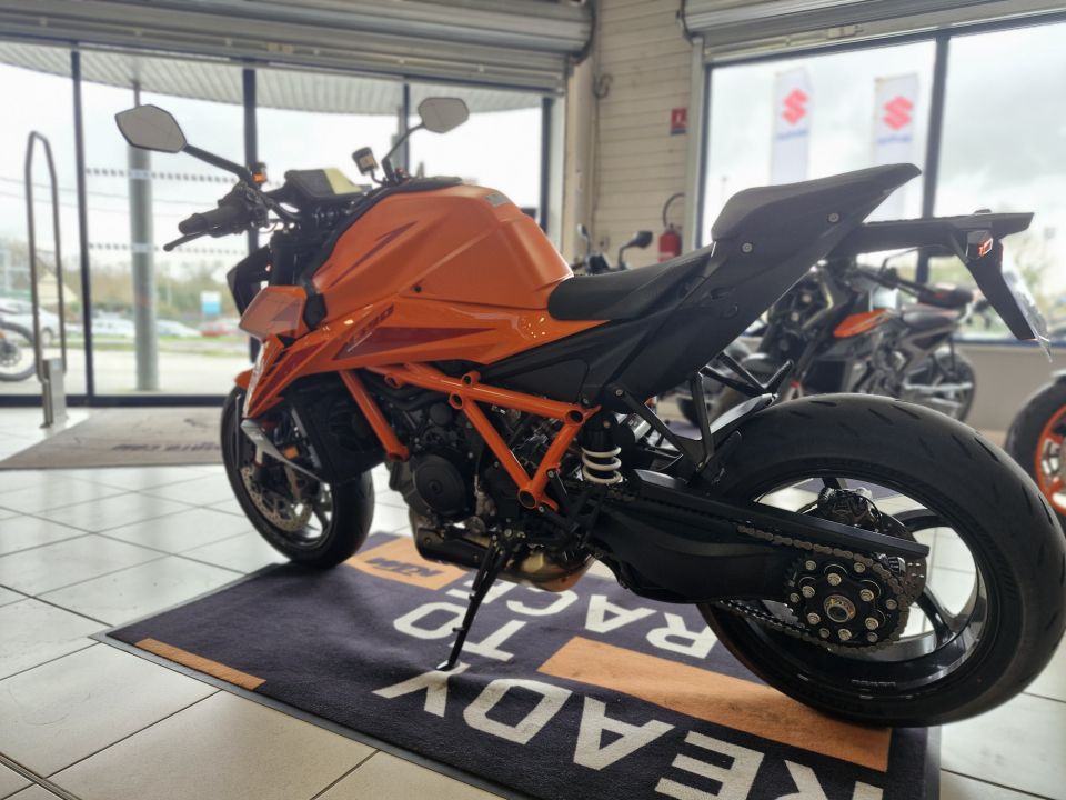 KTM 1390 SUPER DUKE R 4