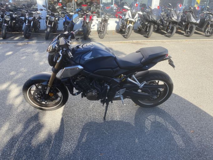 HONDA CB650RA 4