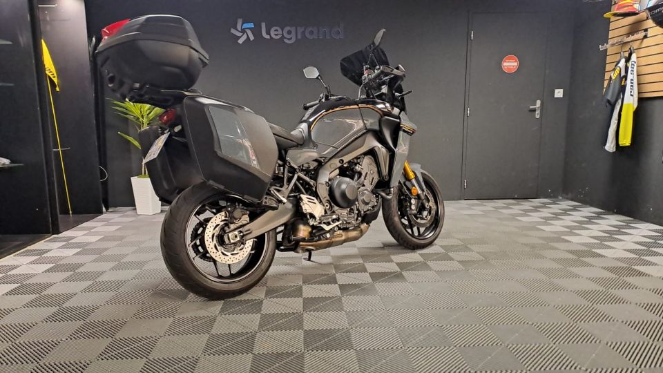 YAMAHA MT-09 TRACER 4