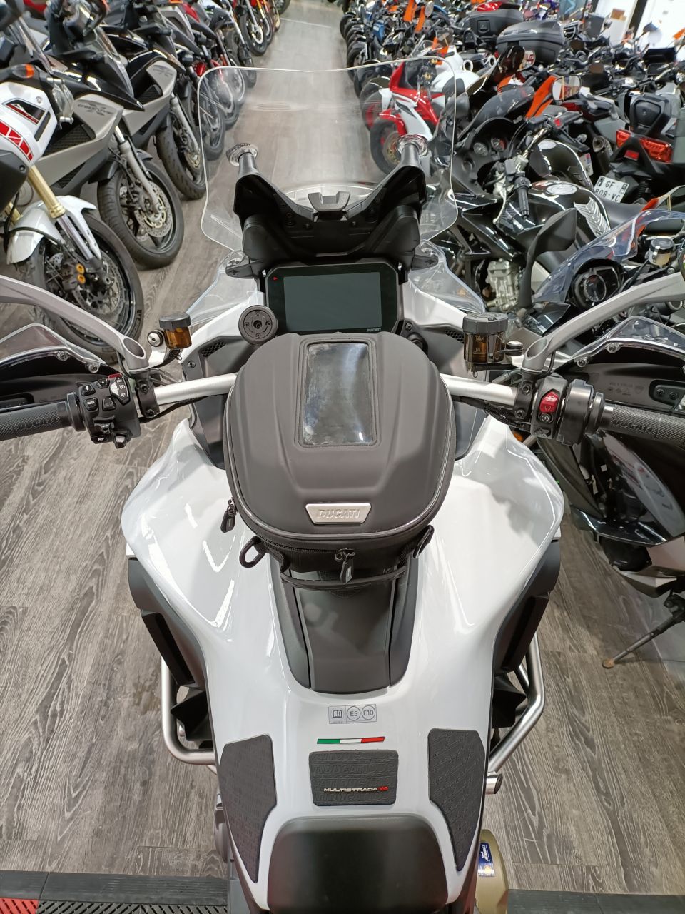 DUCATI MULTISTRADA V4 S 4