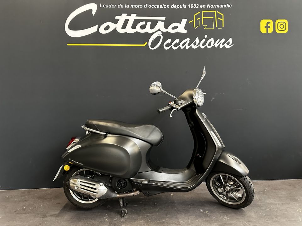 VESPA PRIMAVERA 125 4