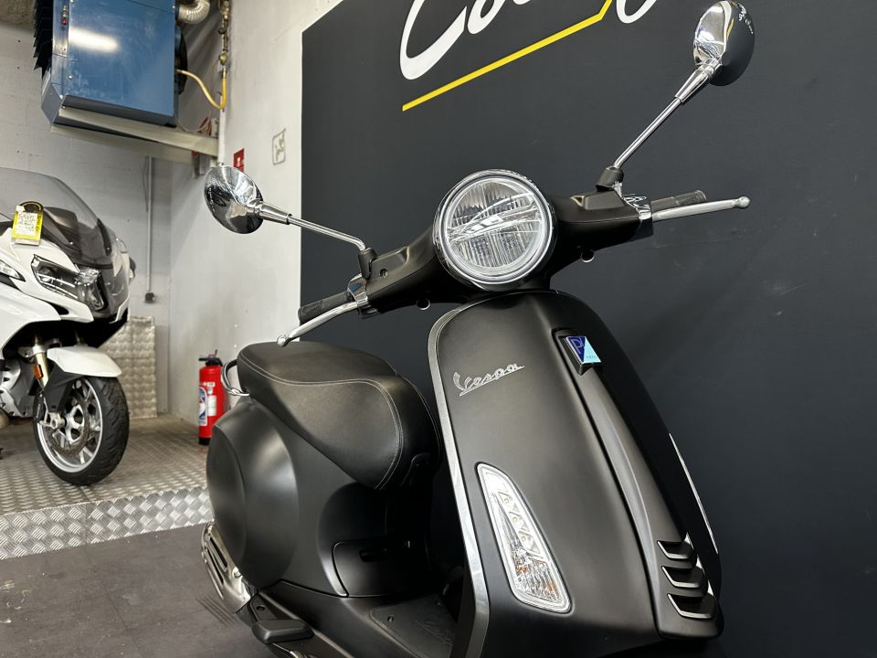 VESPA PRIMAVERA 125 4