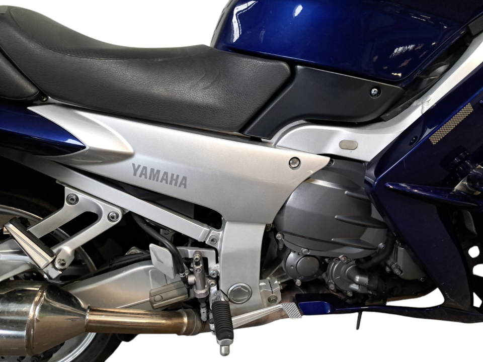 YAMAHA FJR 1300 4