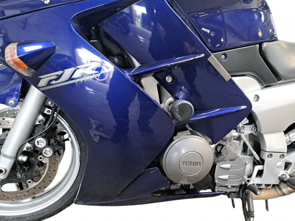 YAMAHA FJR 1300 4