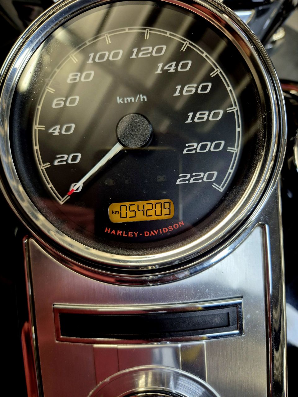 HARLEY-DAVIDSON TOURING ROAD KING 1745 4