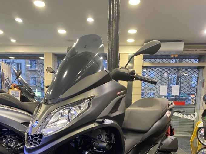 PIAGGIO MP3 300 HPE SPORT E4 4