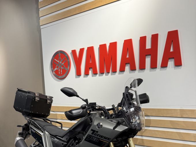YAMAHA XTZ TENERE 700 4