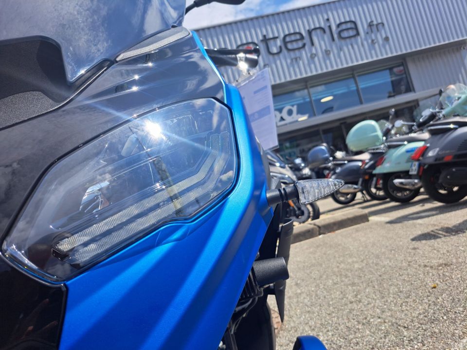 PIAGGIO MP3 310 HPE SPORT 4