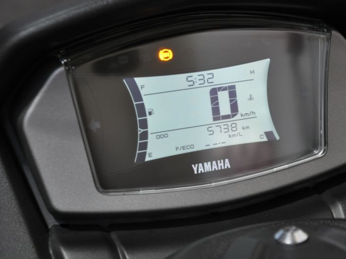 YAMAHA NMAX 125 4