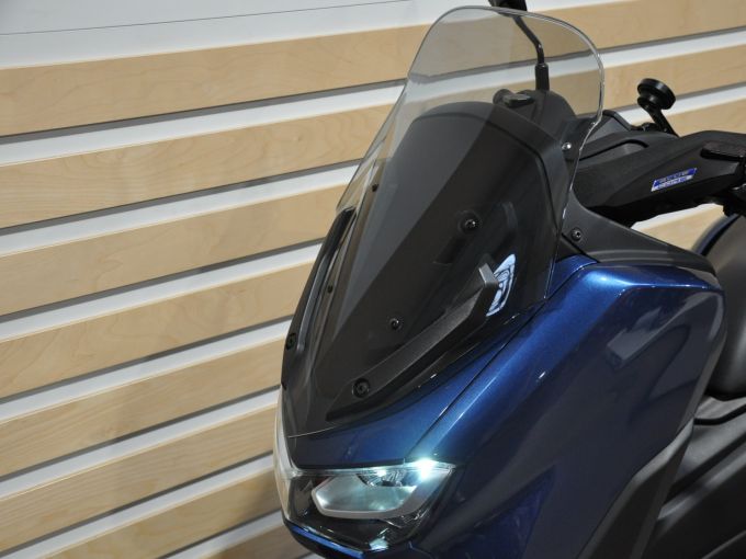 YAMAHA NMAX 125 4